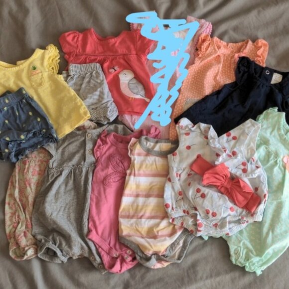 Lot of 11 - 0-3 mos - EUC - Picture 1 of 6